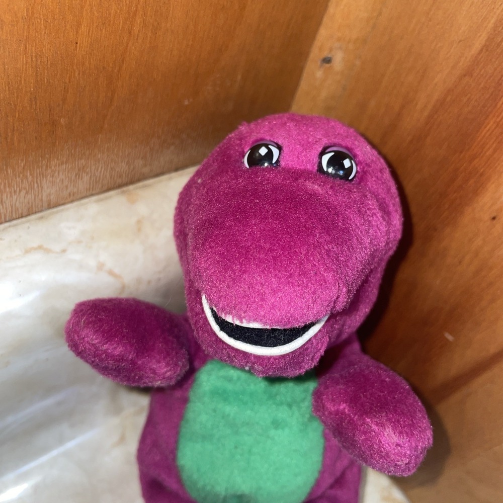 Vintage 1997 Gund Lyons Group Tiny Barney Purple Dinosaur Beanbag Plush 7"‎